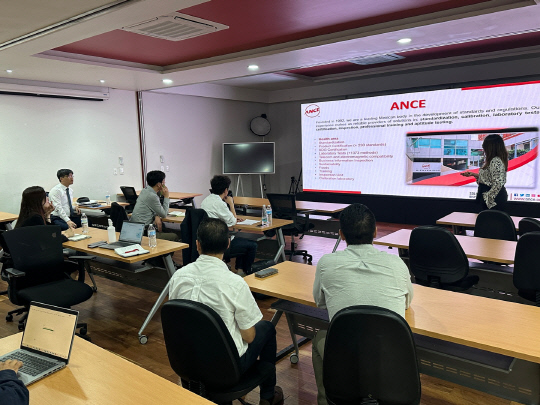 KTL이 멕시코 COFEPRIS 위생등록을 위한 선정기업 대상으로 기술 세미나를 개최했다. <KTL>